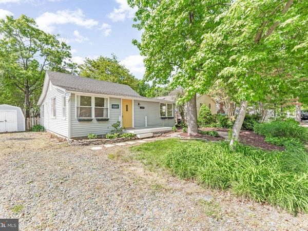 1223 PINE AVENUE , SHADY SIDE, MD 20764