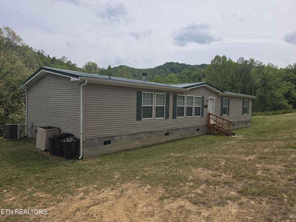 13179 State Highway 190, Pineville, KY 40977