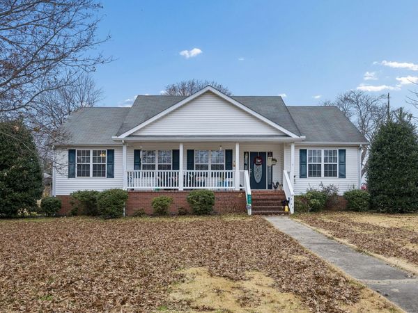 301 W King St, Morrison, TN 37357