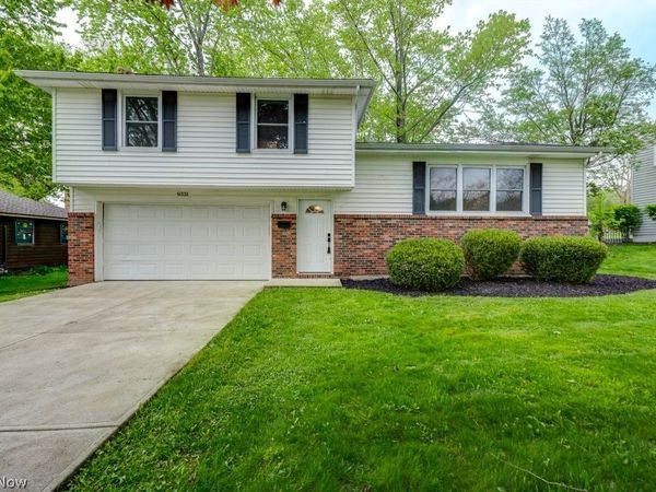 9331 Fairfield Drive, Twinsburg, OH 44087