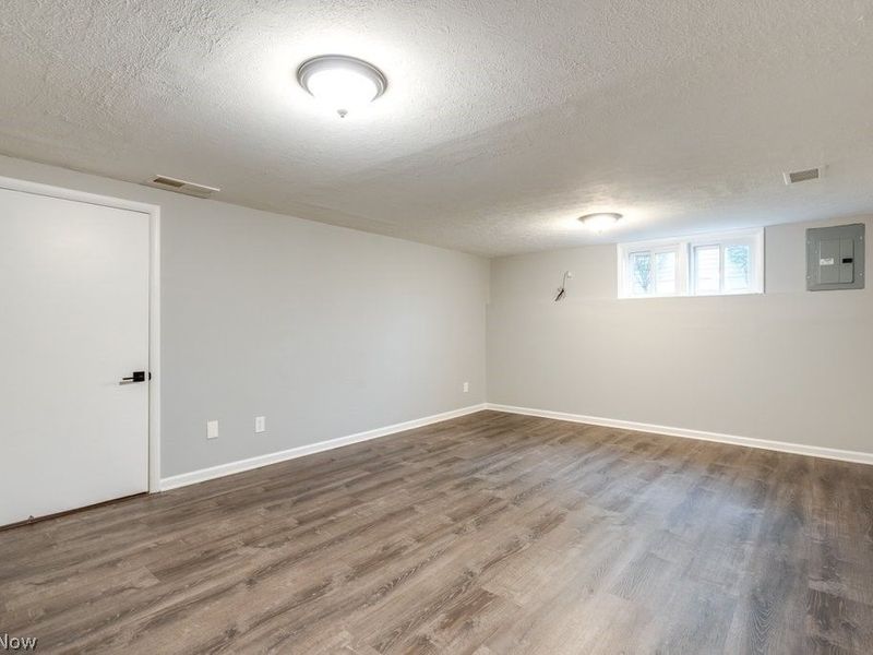 9331 Fairfield Drive, Twinsburg, OH 44087 Photo 36