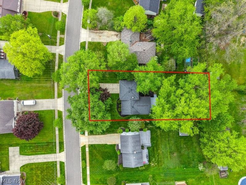 9331 Fairfield Drive, Twinsburg, OH 44087 Photo 5