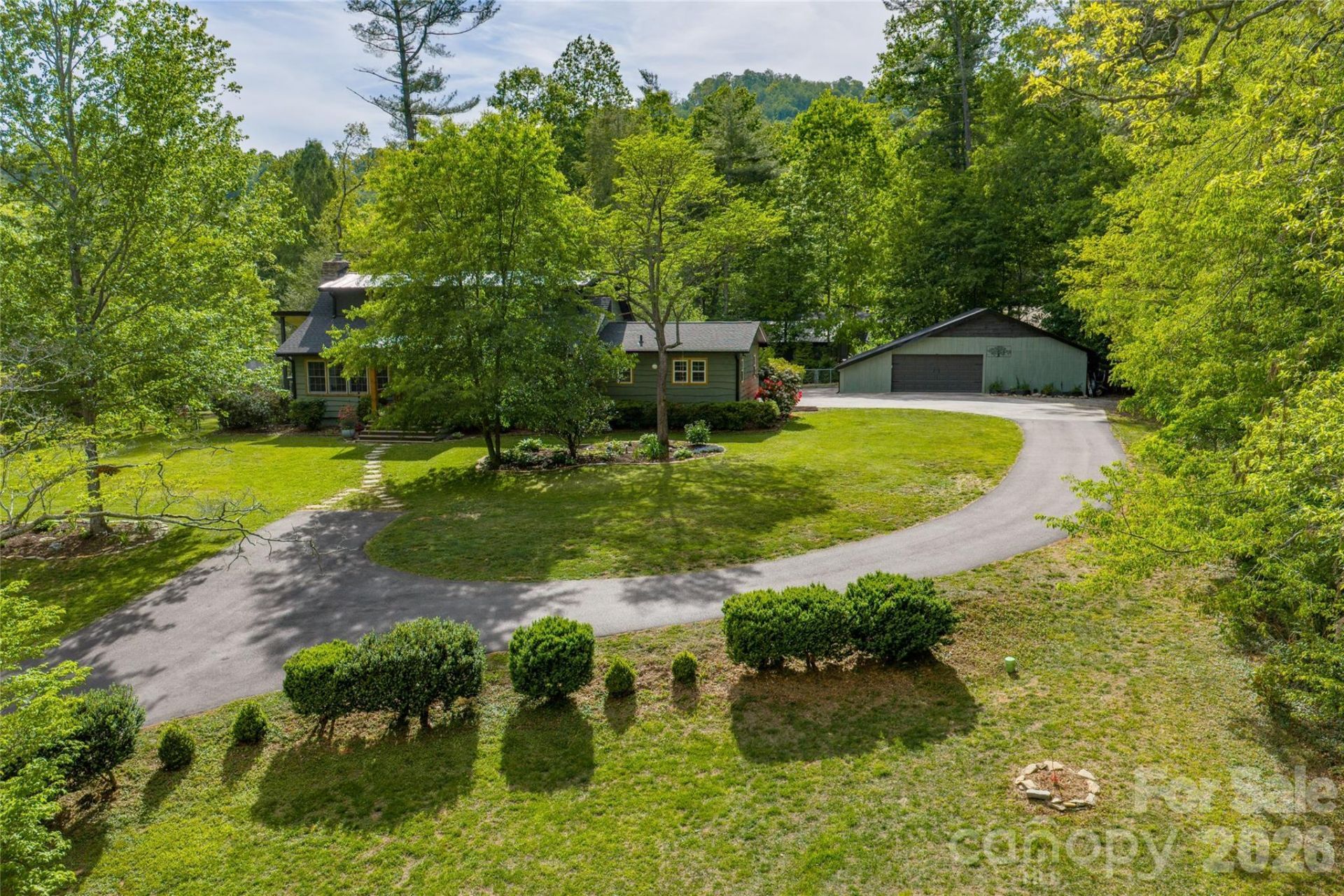 19 Chipping Green Drive, Arden, NC 28704 Main Photo