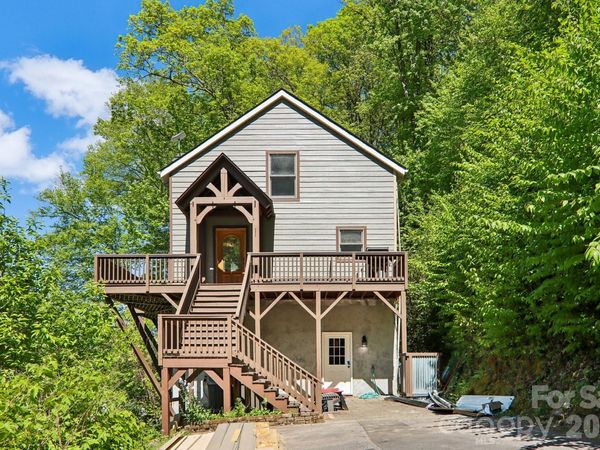 695 Wildcat Run, Maggie Valley, NC 28751