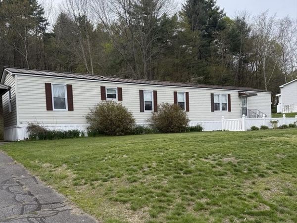 75 South St, Unit 38, Bernardston, MA 01337