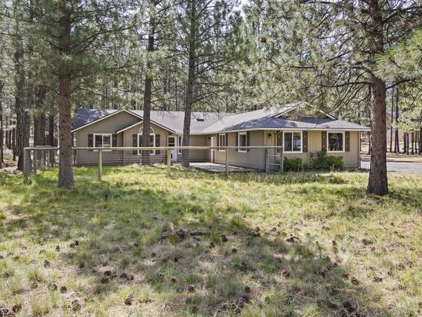 14485 Mountain View Loop, Sisters, OR 97759