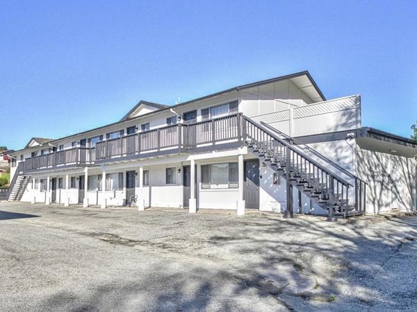 290 Pennsylvania Drive, Watsonville, CA 95076