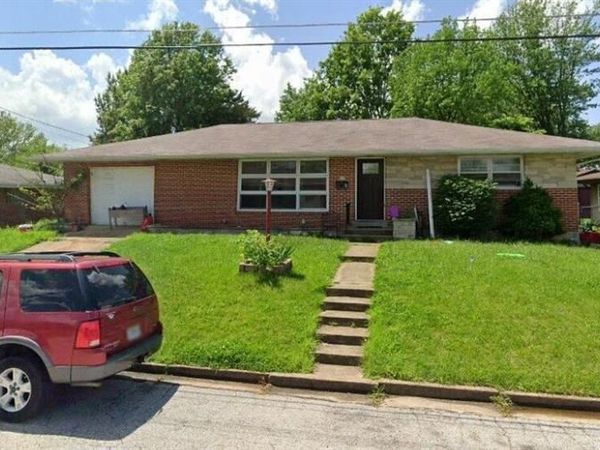 615 S Jefferson Avenue, Union, MO 63084