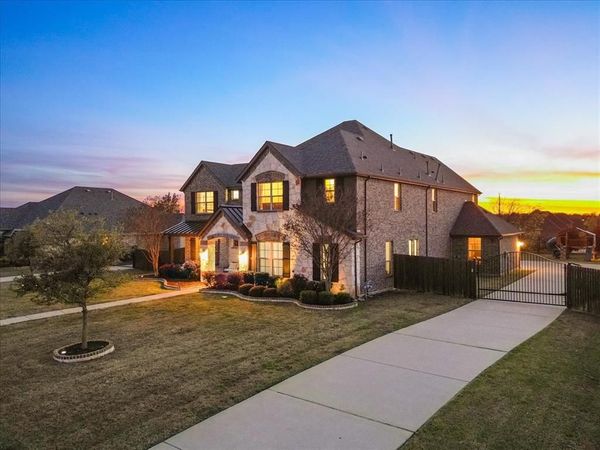 273 Shallow Brook Drive, Sunnyvale, TX 75182