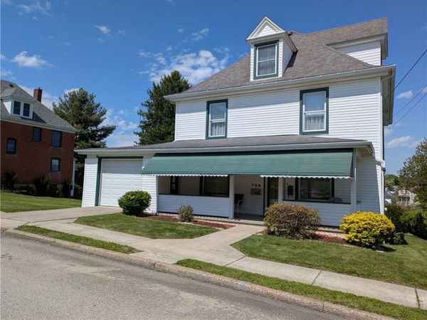 706 Parker Ave, Scottdale, PA 15683