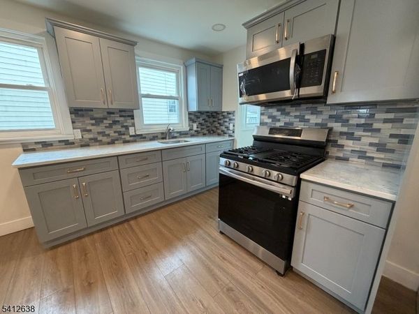 21 Hensler St, Unit 3, Newark, NJ 07105
