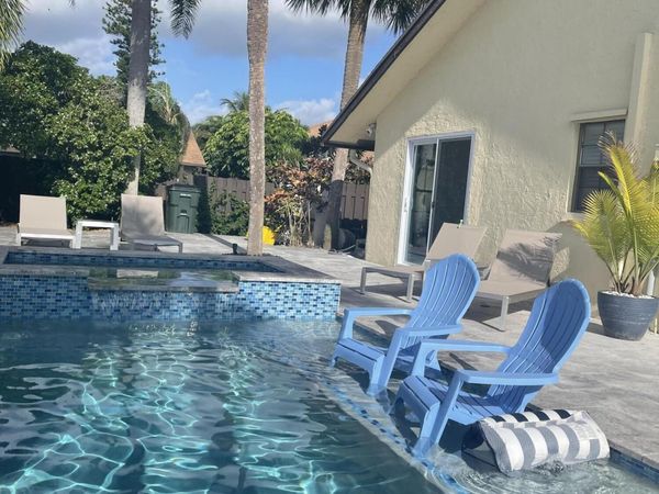 499 SW 28th Avenue, Delray Beach, FL 33445