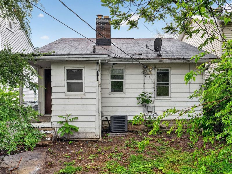 550 Nashoba Avenue, Columbus, OH 43223 Photo 3