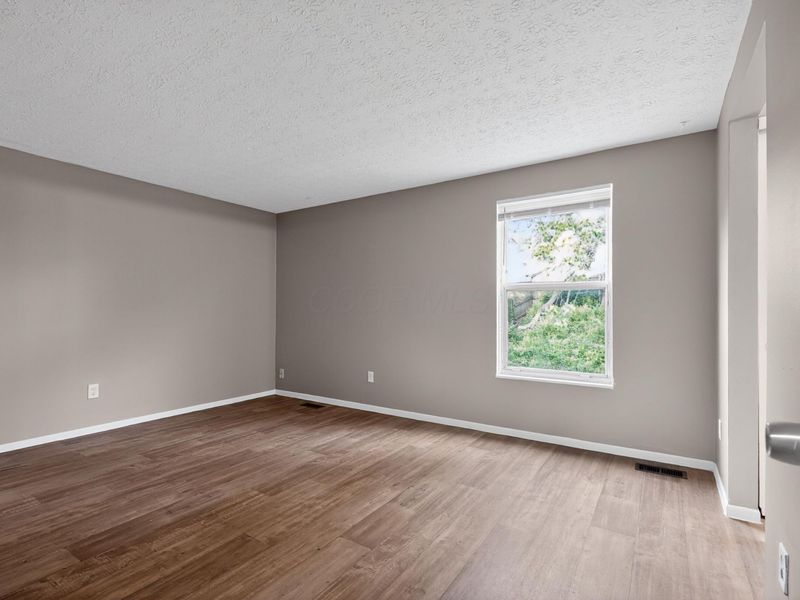 4906 River Trail Court, Columbus, OH 43228 Photo 14