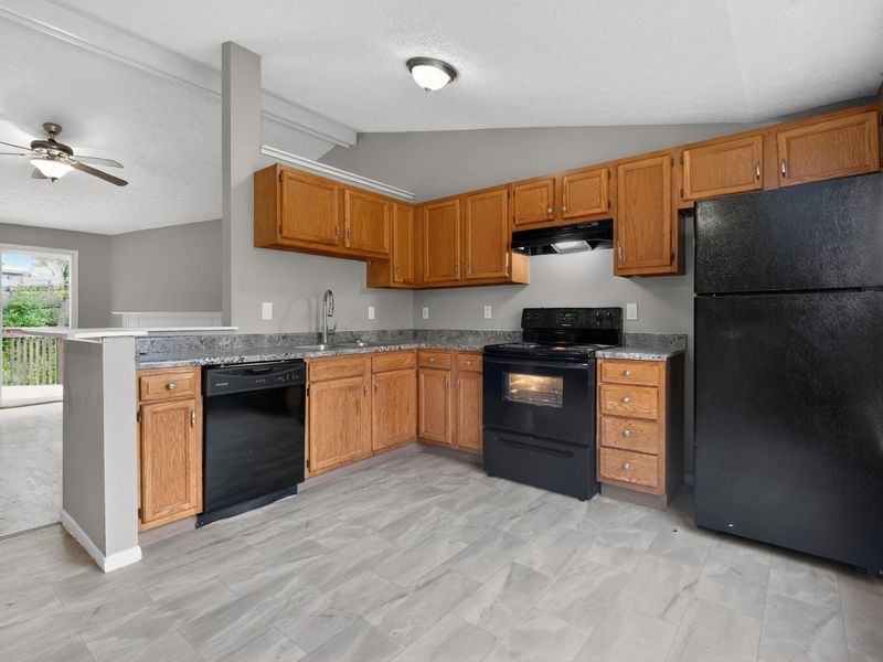 4906 River Trail Court, Columbus, OH 43228 Photo 17