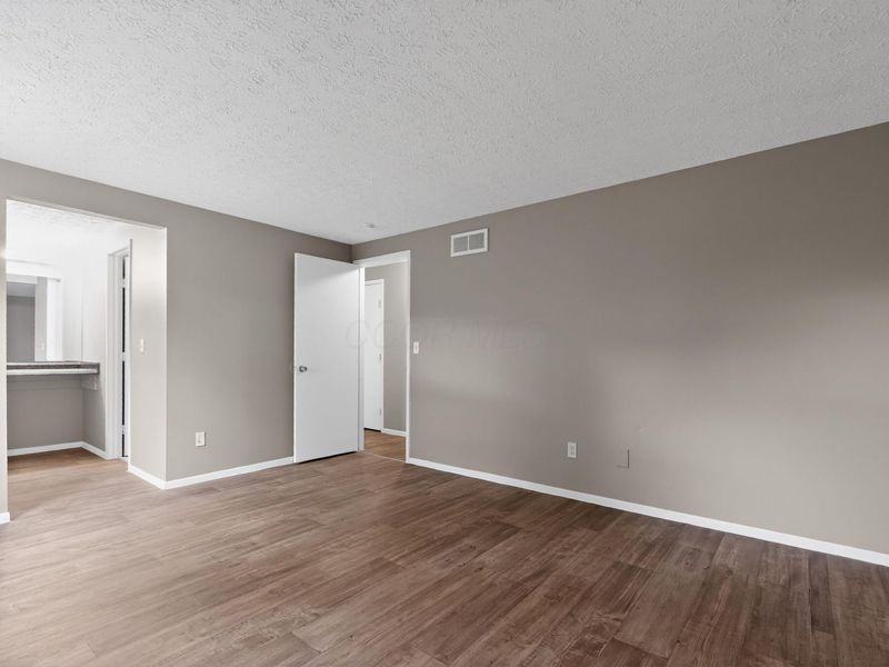 4906 River Trail Court, Columbus, OH 43228 Photo 20