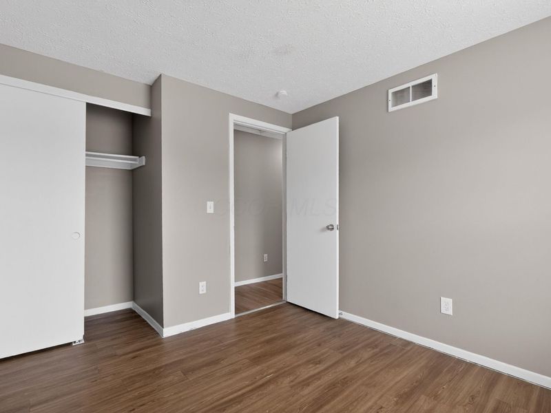 4906 River Trail Court, Columbus, OH 43228 Photo 21
