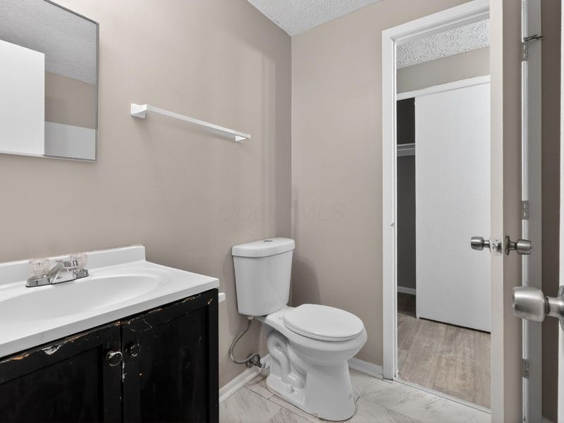 4906 River Trail Court, Columbus, OH 43228 Photo 23