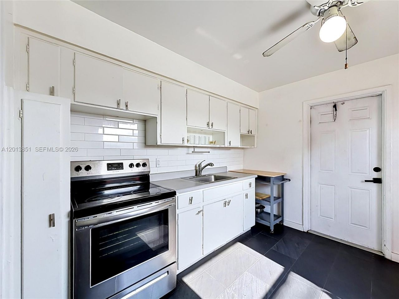391 NE 42nd Ct, Unit North, Oakland Park, FL 33334 Photo