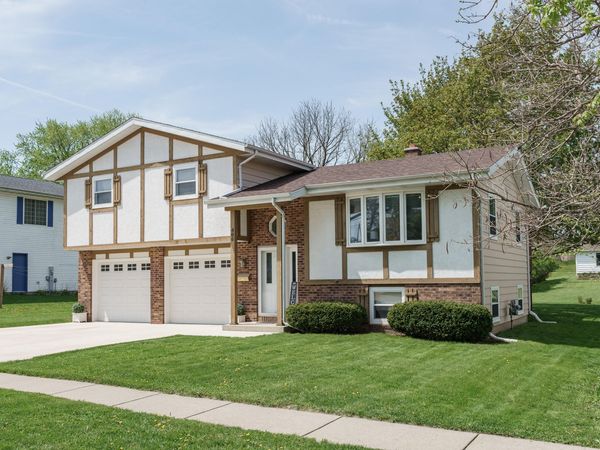 406 N Finch St, Horicon, WI 53032