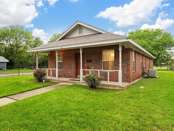 600 Calumet Street , Waco, TX 76704