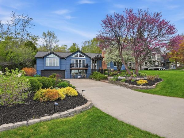 10920 32nd Avenue N, Plymouth, MN 55441