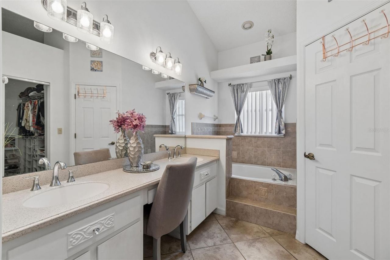10491 Casa Grande Circle, Spring Hill, FL 34608 Photo