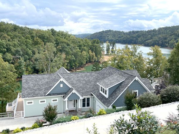 207 Cameron Loop Lane, LaFollette, TN 37766