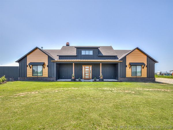 16810 E 520 Road , Claremore, OK 74019