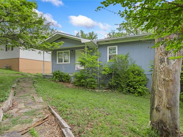 513 S Ash Street , Harrison, AR 72601