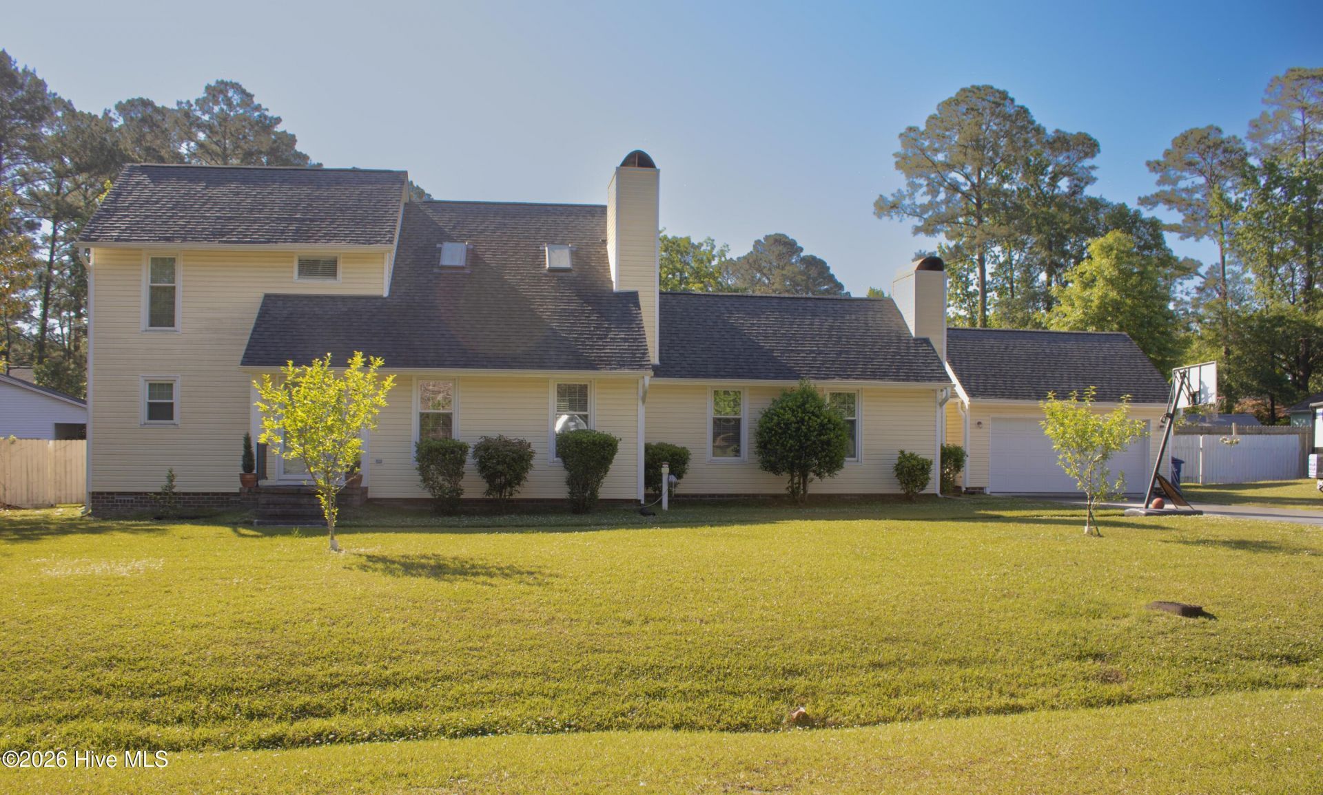 2106 Perry Drive, Jacksonville, NC 28546 Main Photo