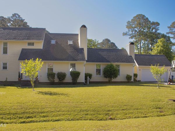 2106 Perry Drive, Jacksonville, NC 28546