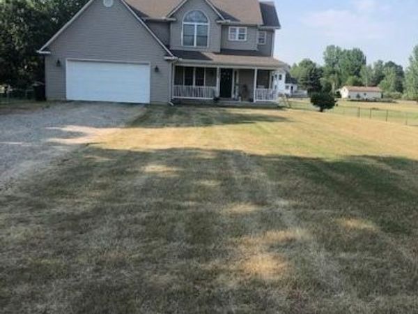 2267 Fawn Glen Circle, Lapeer, MI 48446