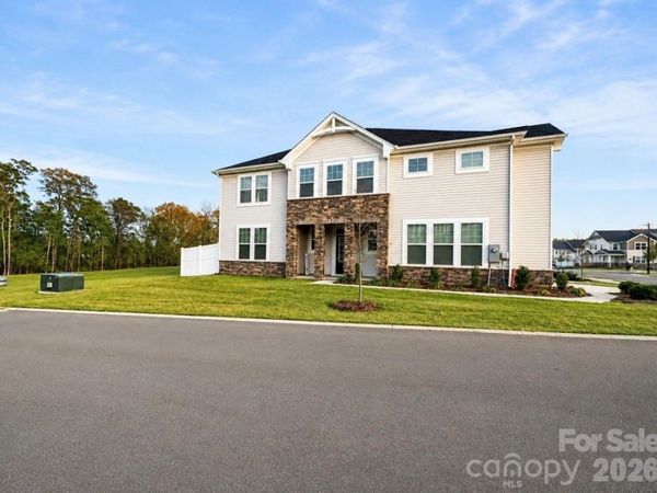 14618 Tamarack Drive, Charlotte, NC 28278