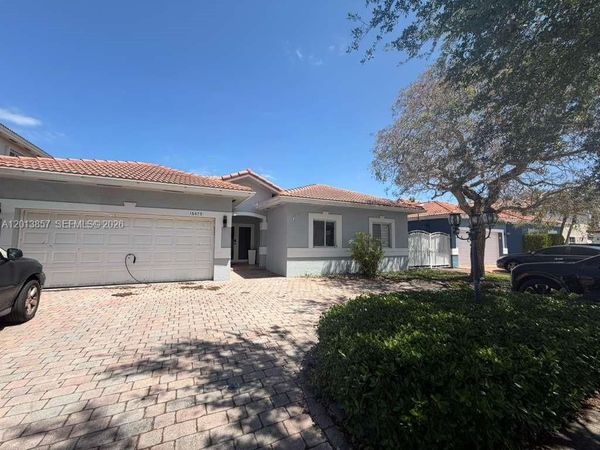 16479 SW 53rd St , Miami, FL 33185