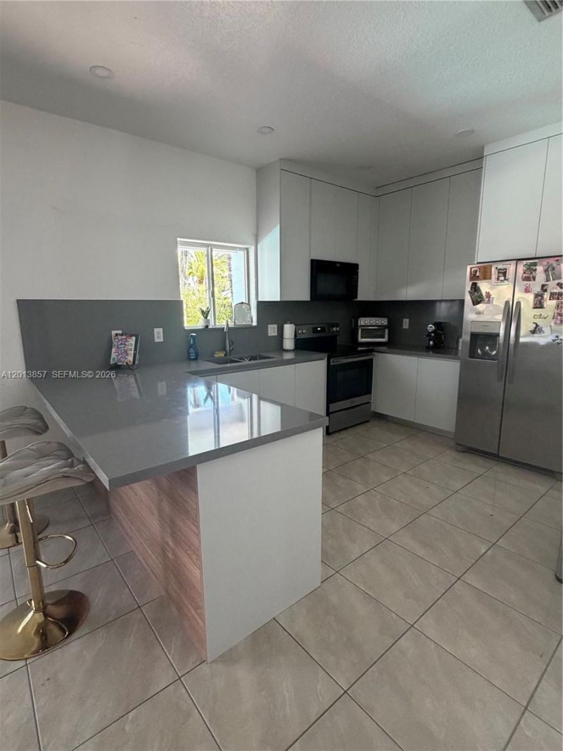 16479 SW 53rd St , Miami, FL 33185 Photo