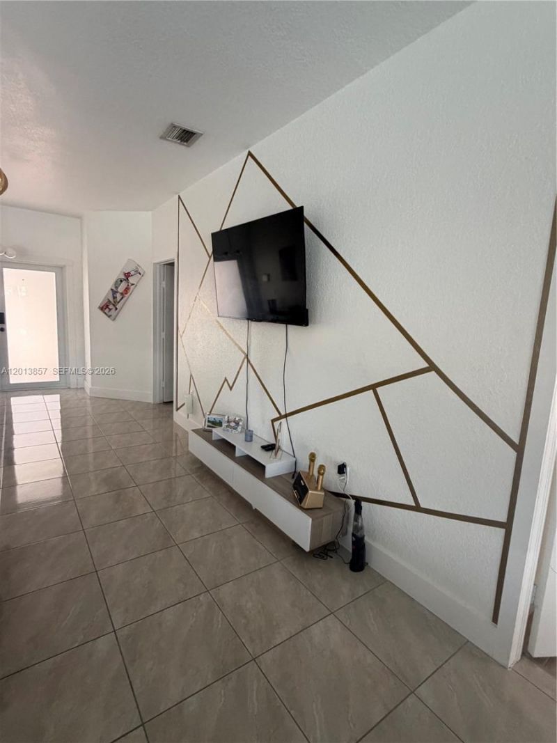 16479 SW 53rd St , Miami, FL 33185 Photo