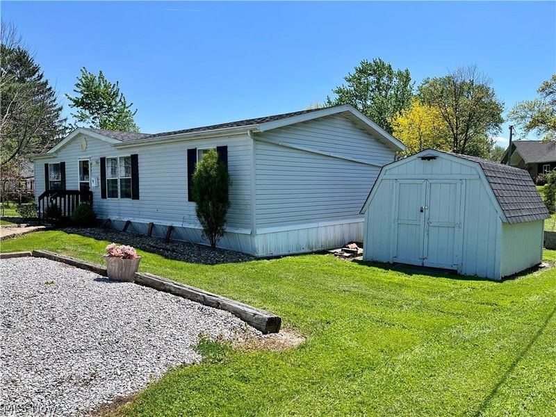 9741 Yoder Road, Sterling, OH 44276 Photo 4