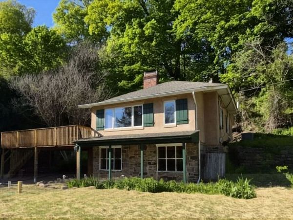 6 Quarry Rd, Delaware, NJ 08559