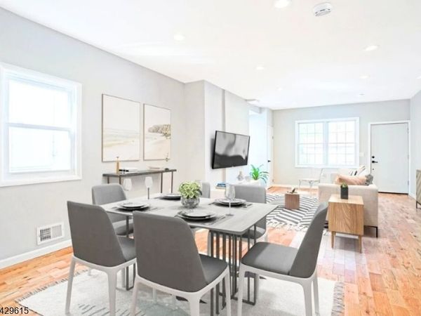 3 Minerva St, Jersey, NJ 07304