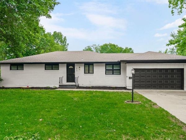 8819 E 61st Street, Raytown, MO 64133