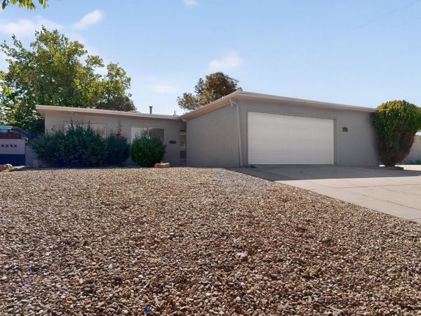 1812 Blume Street NE, Albuquerque, NM 87112