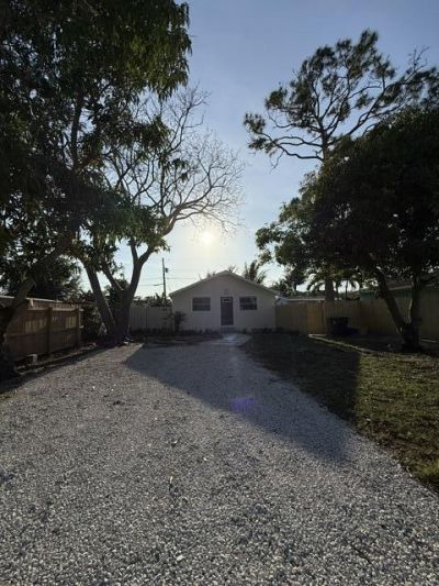 409 Perry Avenue, Greenacres, FL 33463 Photo