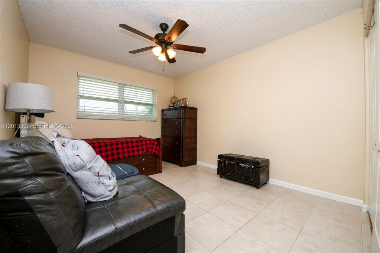 516 SW 14th Ct , Unit 518, Fort Lauderdale, FL 33315 Photo