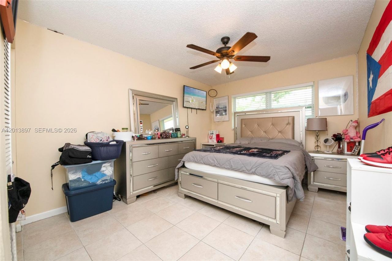 516 SW 14th Ct , Unit 518, Fort Lauderdale, FL 33315 Photo