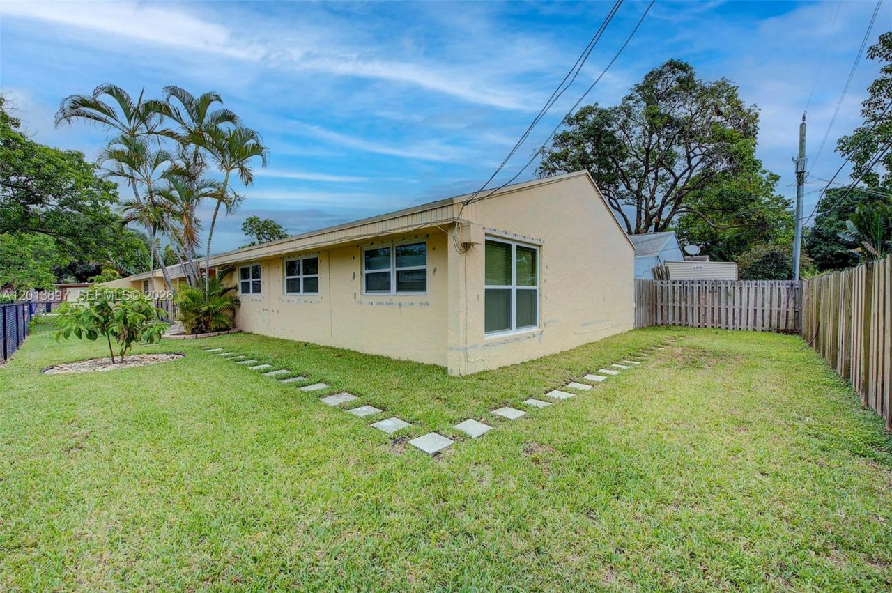 516 SW 14th Ct , Unit 518, Fort Lauderdale, FL 33315 Photo