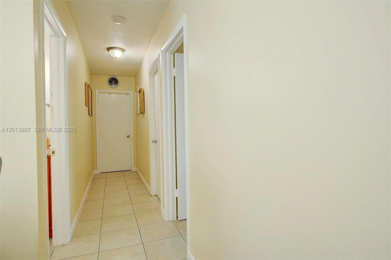 516 SW 14th Ct , Unit 518, Fort Lauderdale, FL 33315 Photo