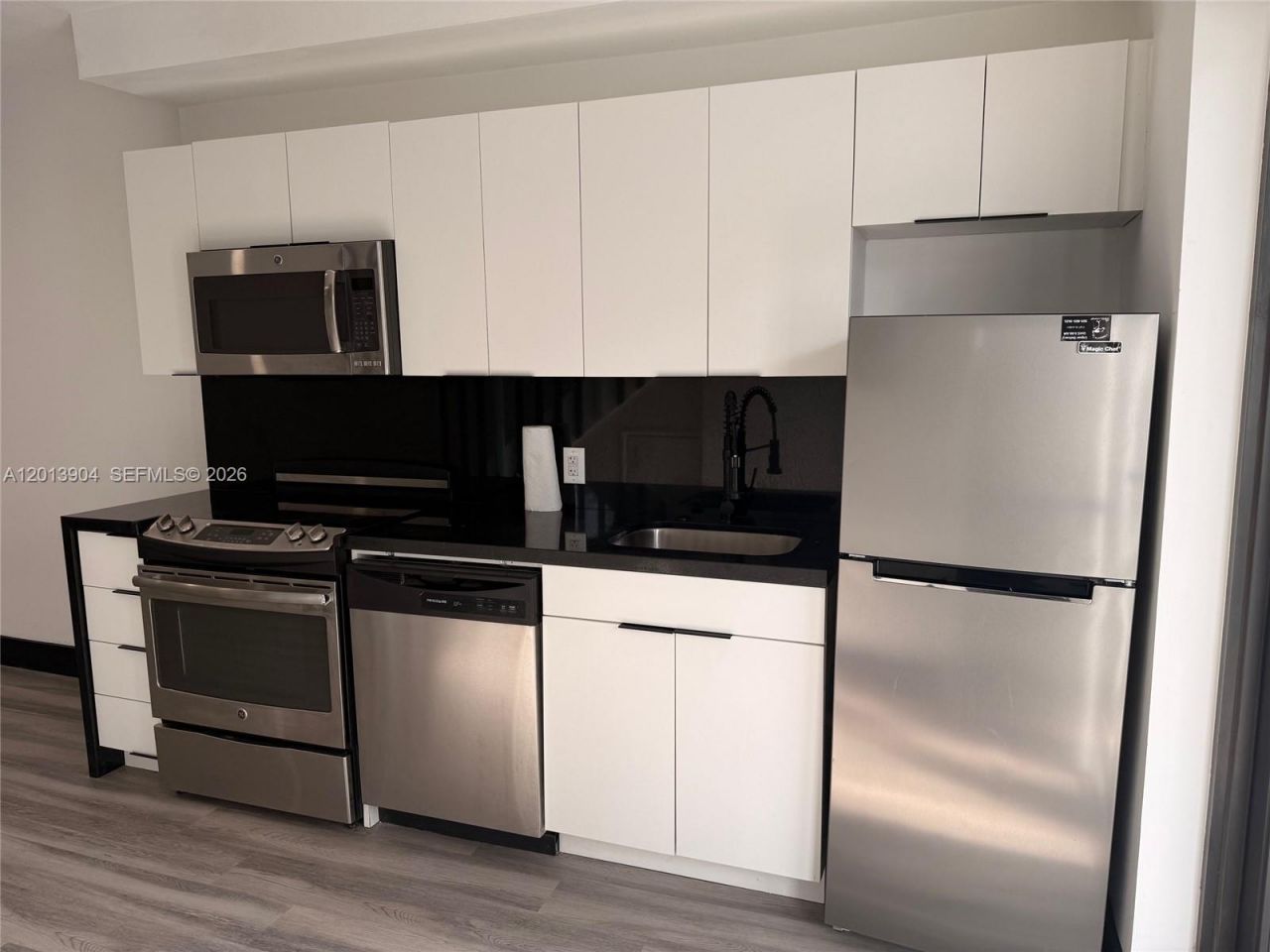 1040 NE 78th St Rd , Unit 1, Miami, FL 33138 Photo