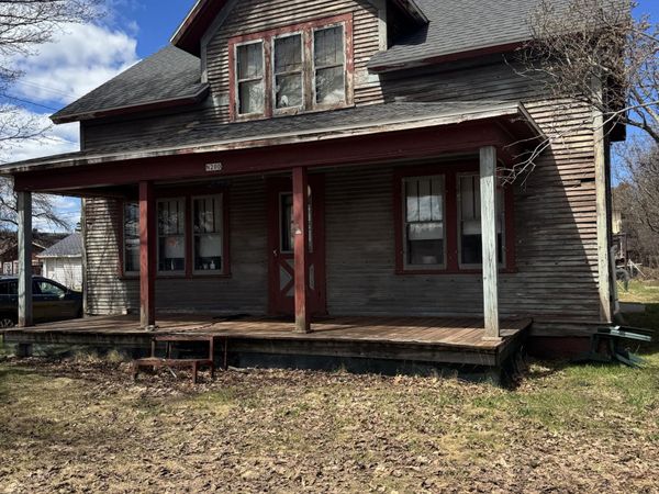 200 Nicholas Avenue, Palmer, MI 49871
