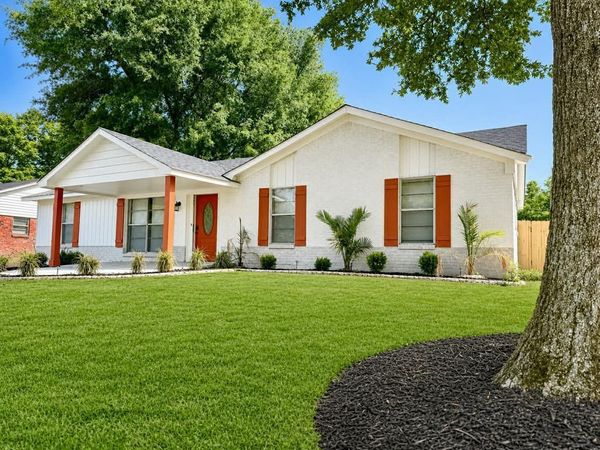 1615 S Mcauley, West Memphis, AR 72301